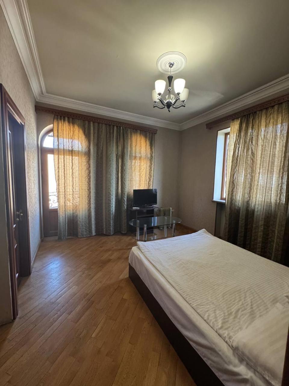 Centre Hotel-Hostel Yerevan Exterior photo